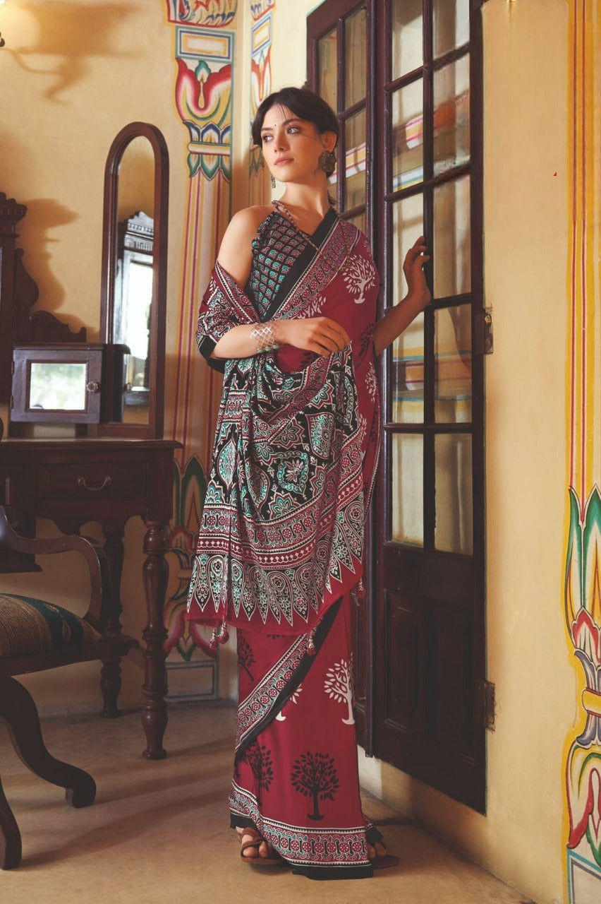 जापान प्रिंटेड क्रेप साड़ी | डिजाइनर