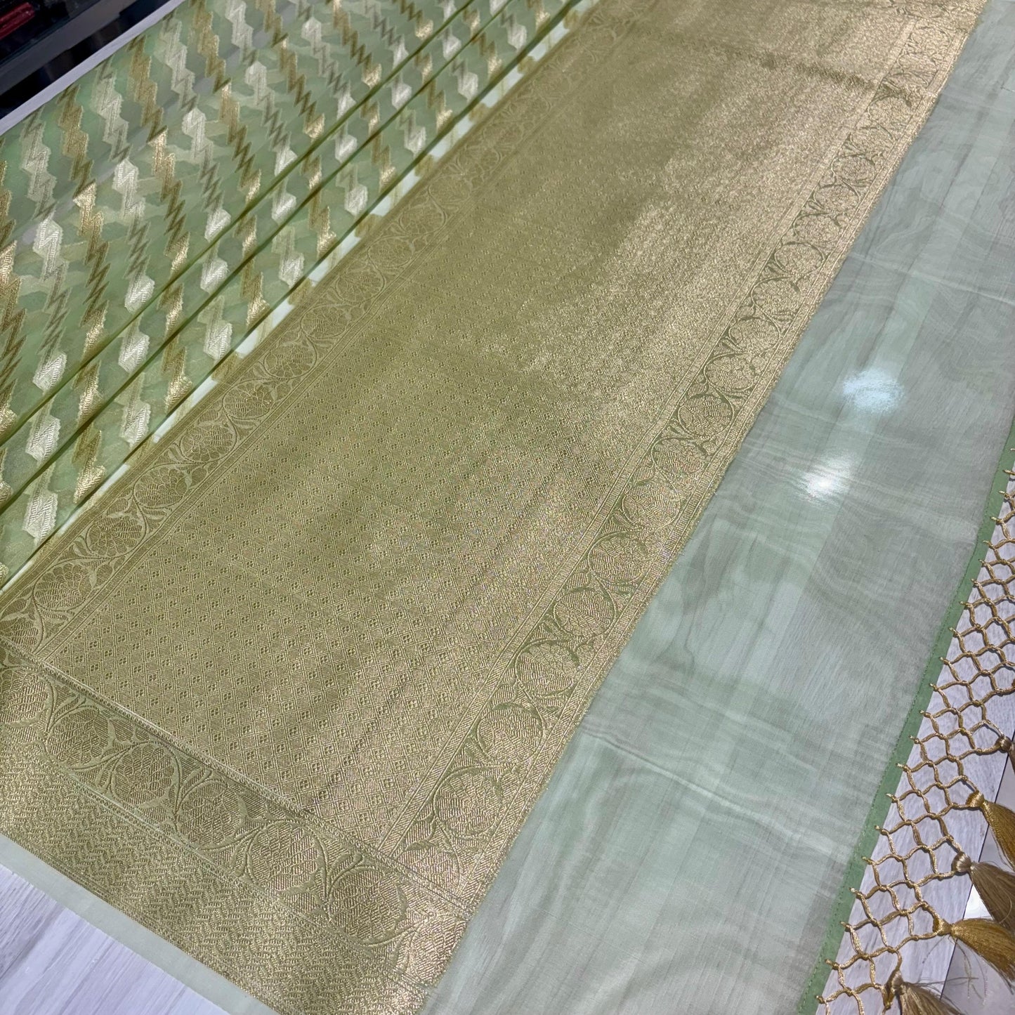 Banarasi Soft Tissue Organza Saree
