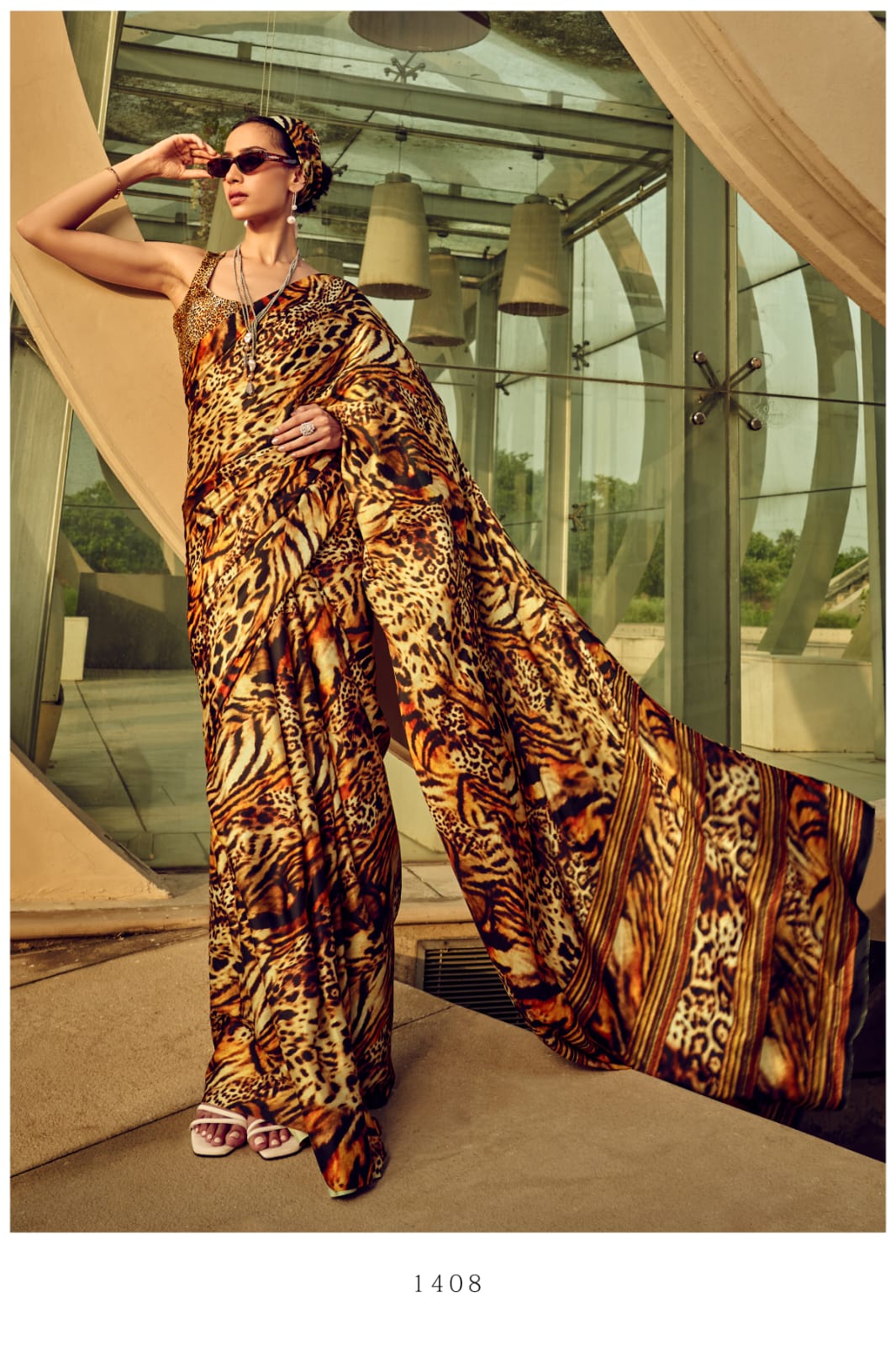 Японское атласное креповое сари