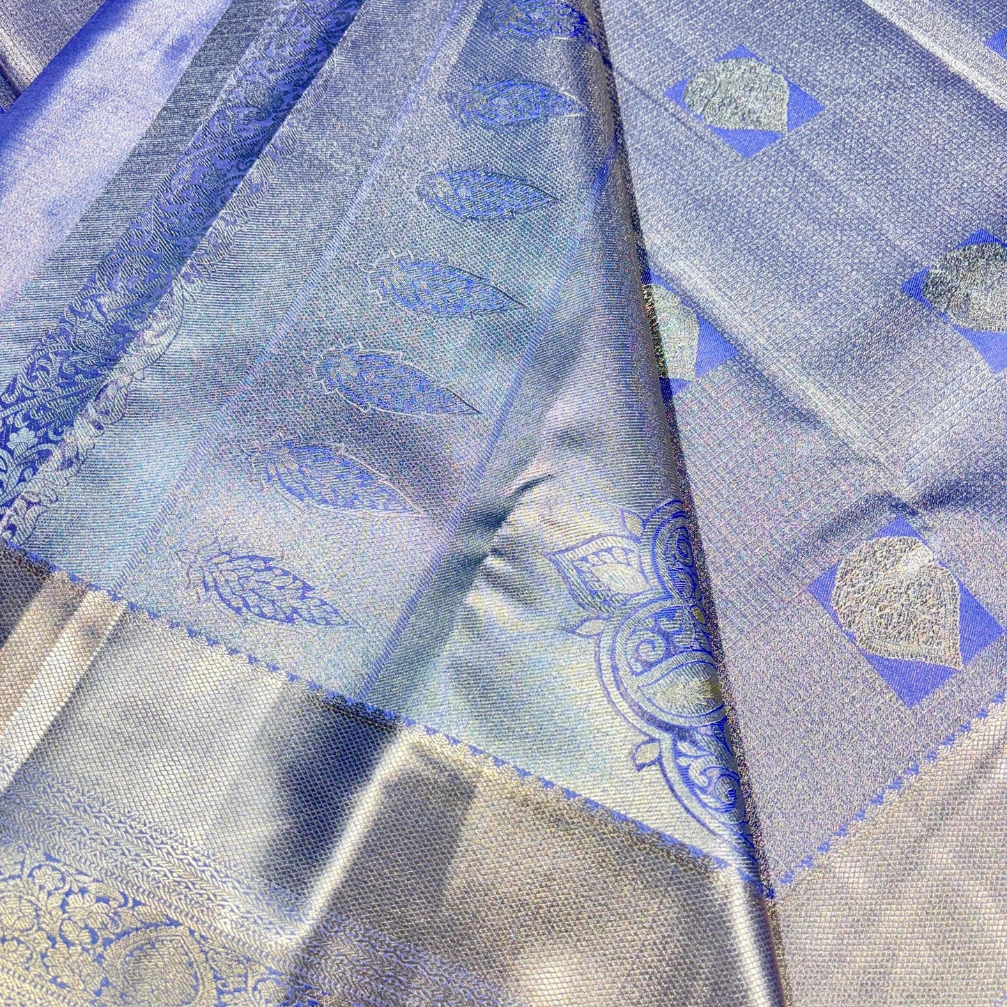 Kanchivaram Soft Tissue Silk Saree