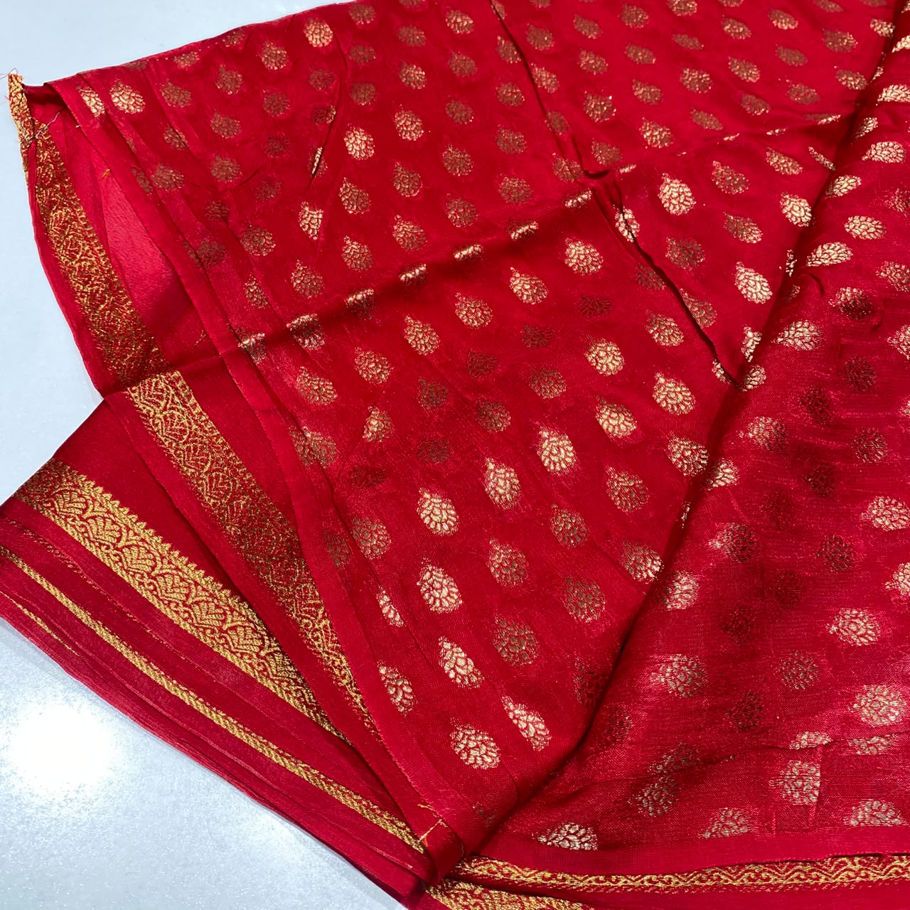 Wrinkle Crepe Saree
