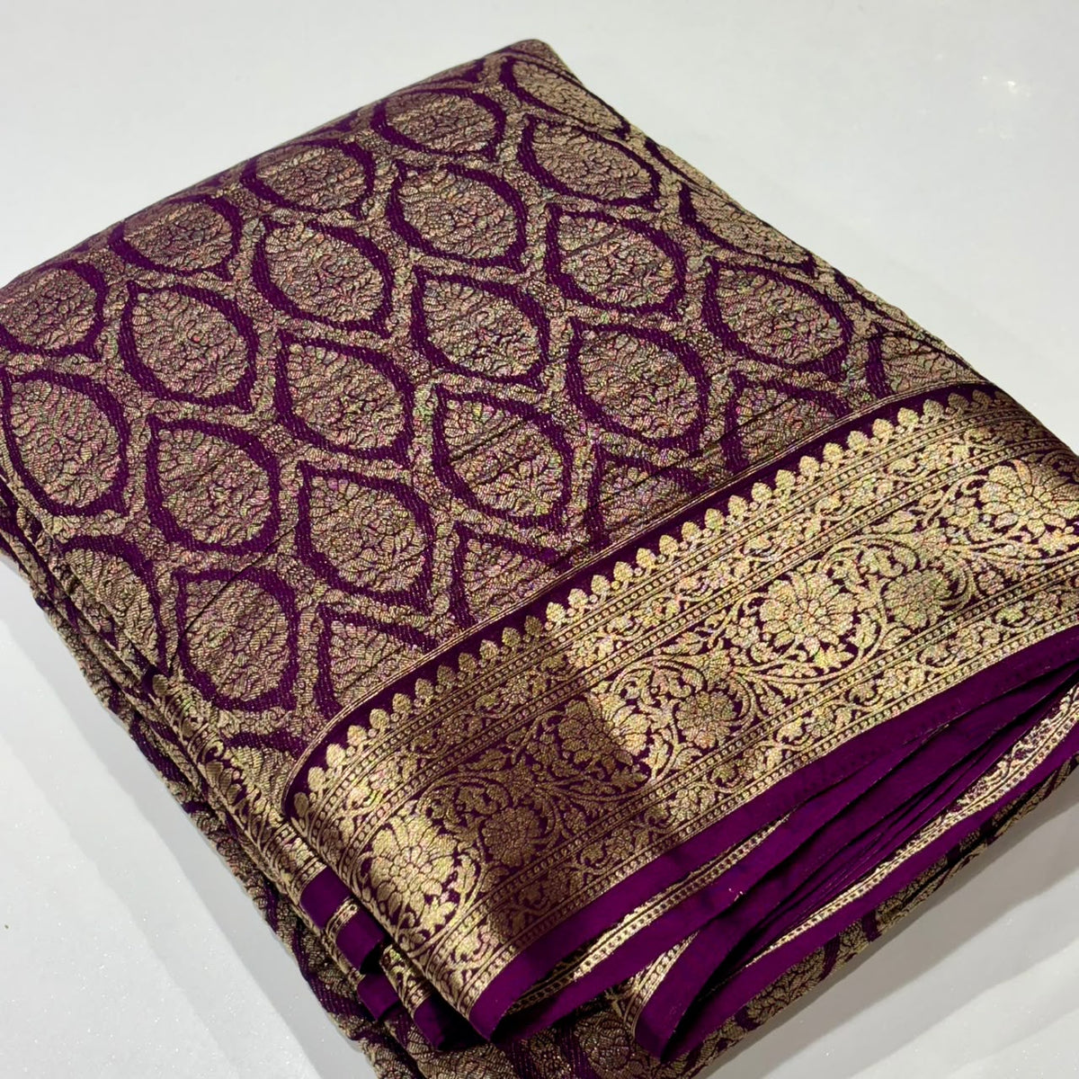 Brocade Wrinkle Chiffon Saree