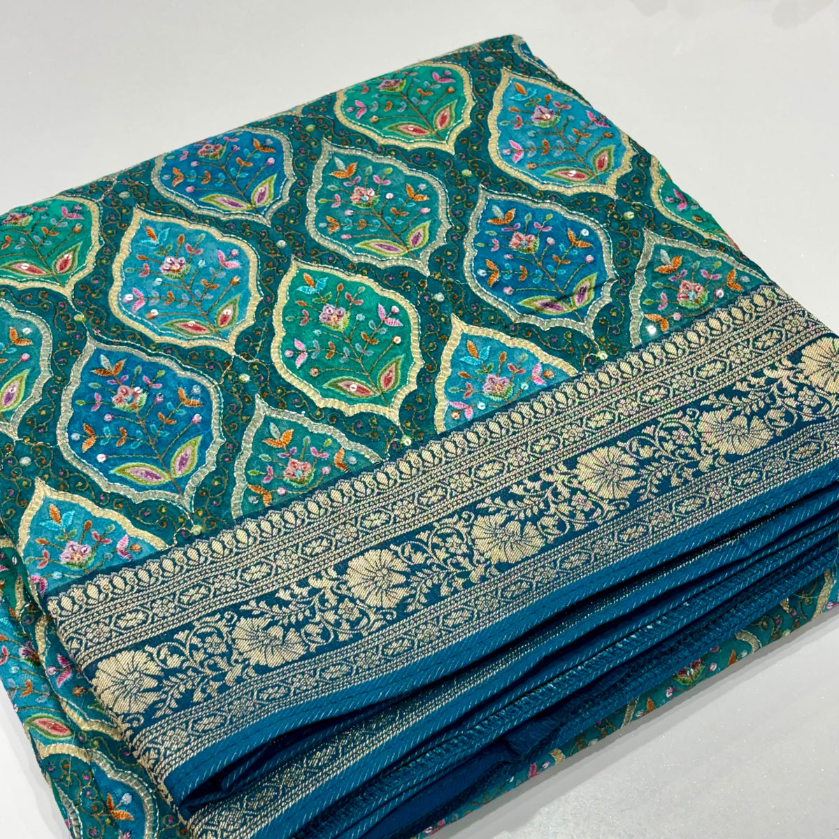 Kashmir Work Saree