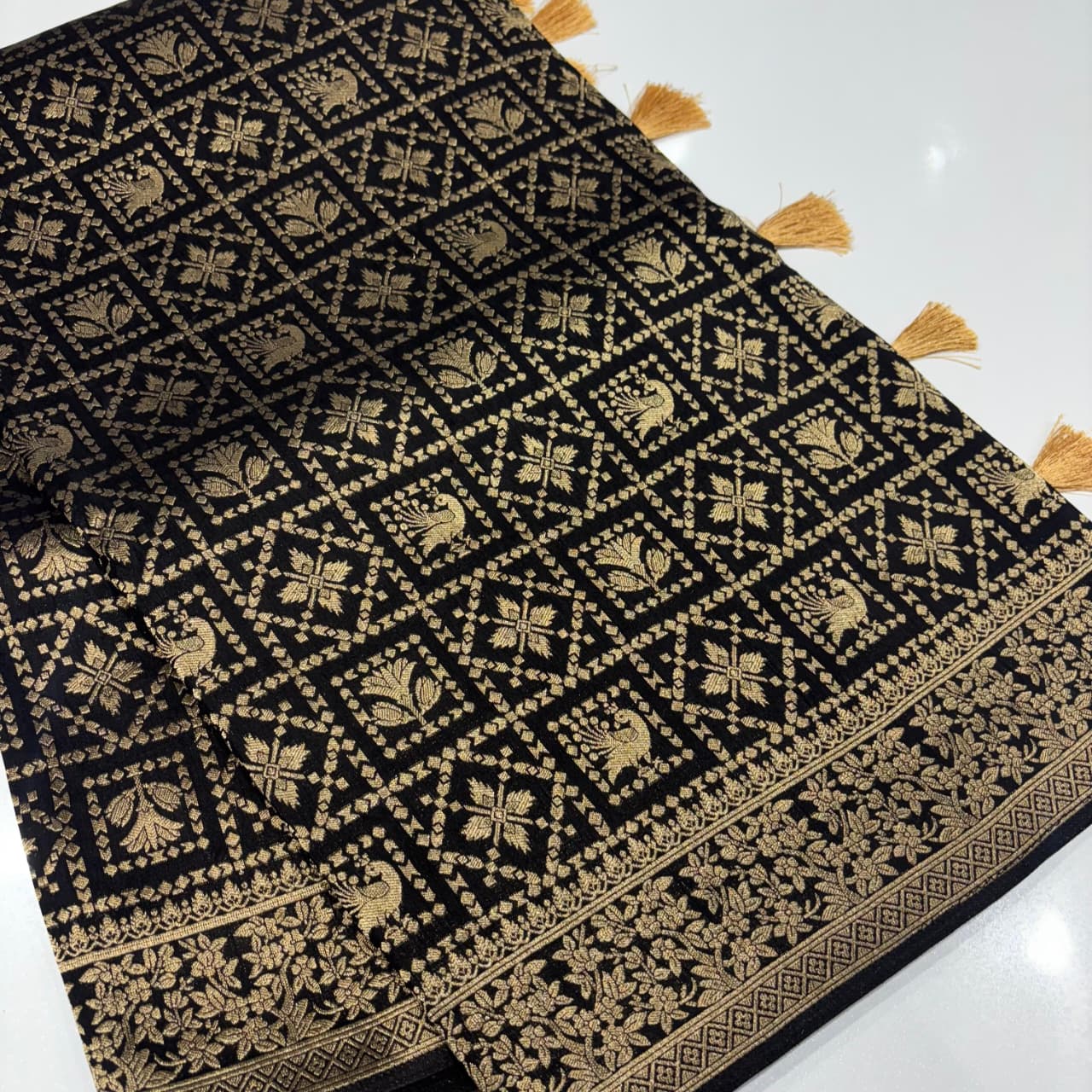 Banarasi Georgette Bandhani Saree