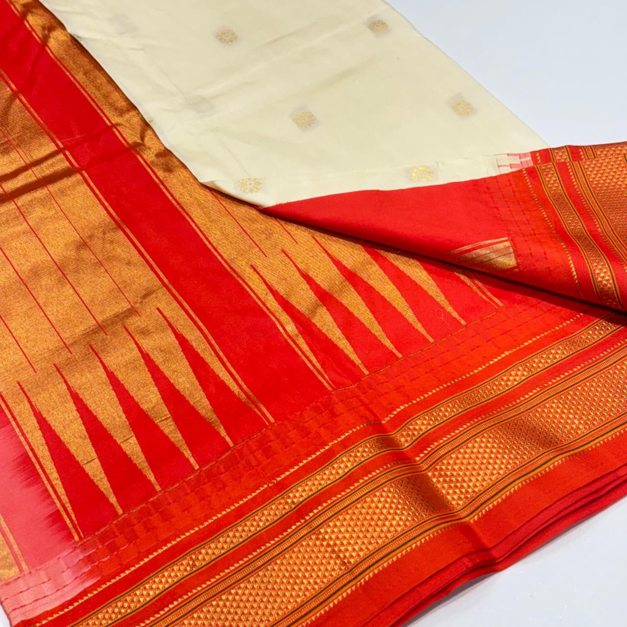 Pure Ilkal Silk Saree