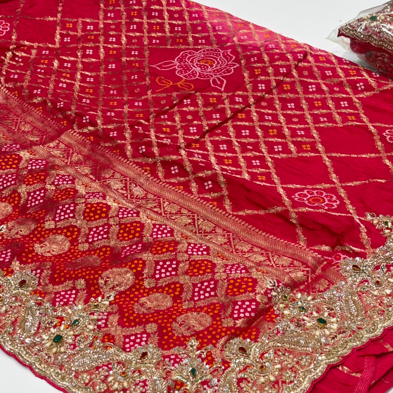 Chiffon Bandhani Banarasi Jacquard Saree