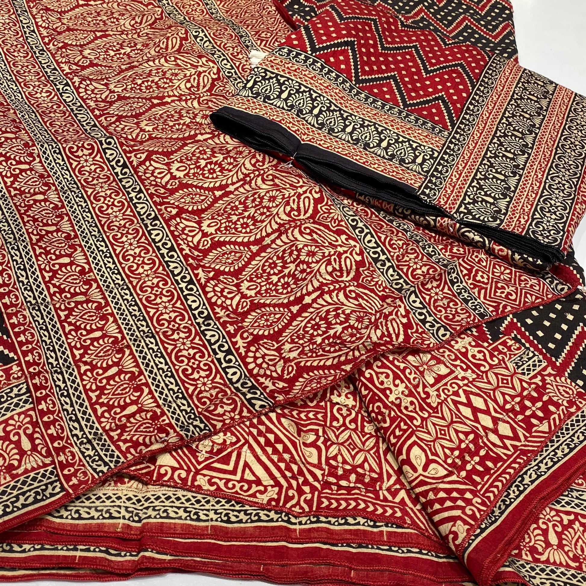 Printed Modal Crepe Saree