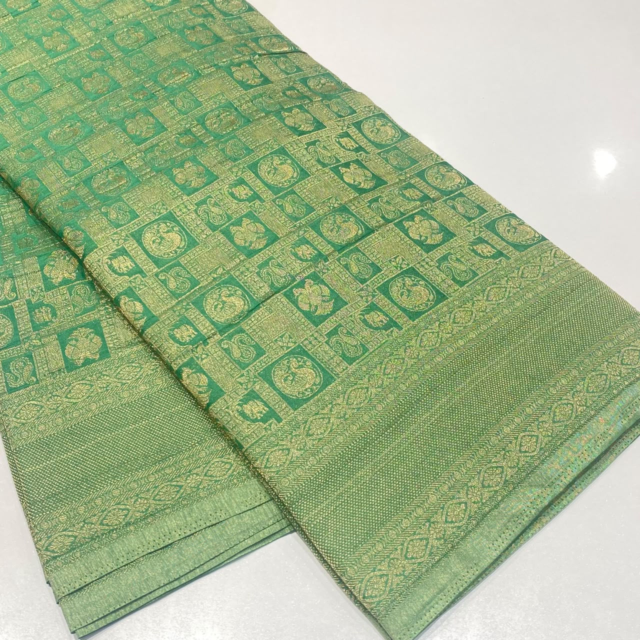 Brocade Mysore Wrinkle Crepe Saree