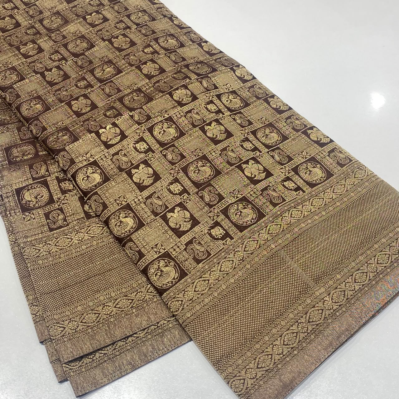 Brocade Mysore Wrinkle Crepe Saree