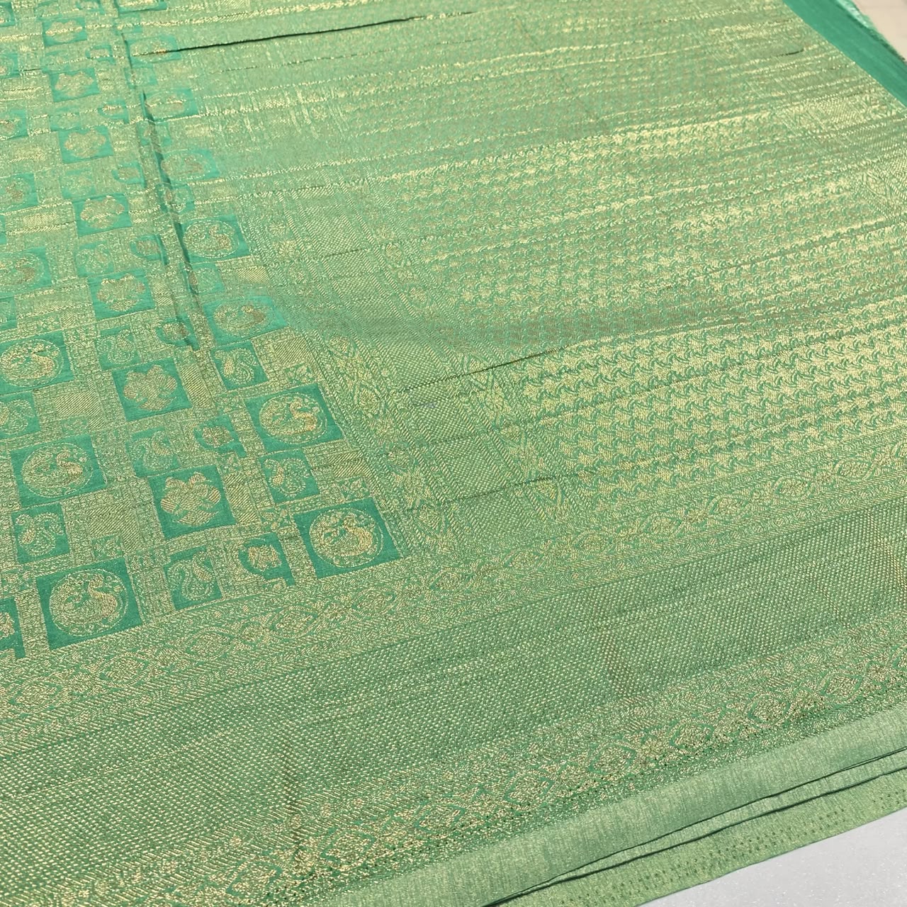 Brocade Mysore Wrinkle Crepe Saree