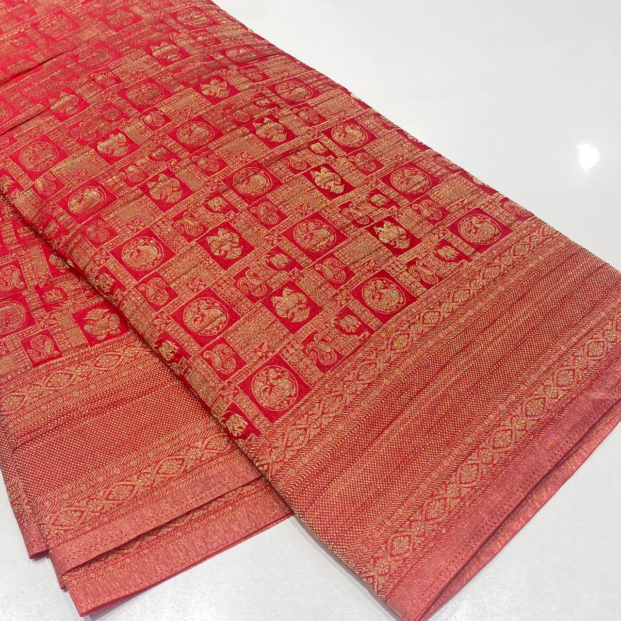 Brocade Mysore Wrinkle Crepe Saree