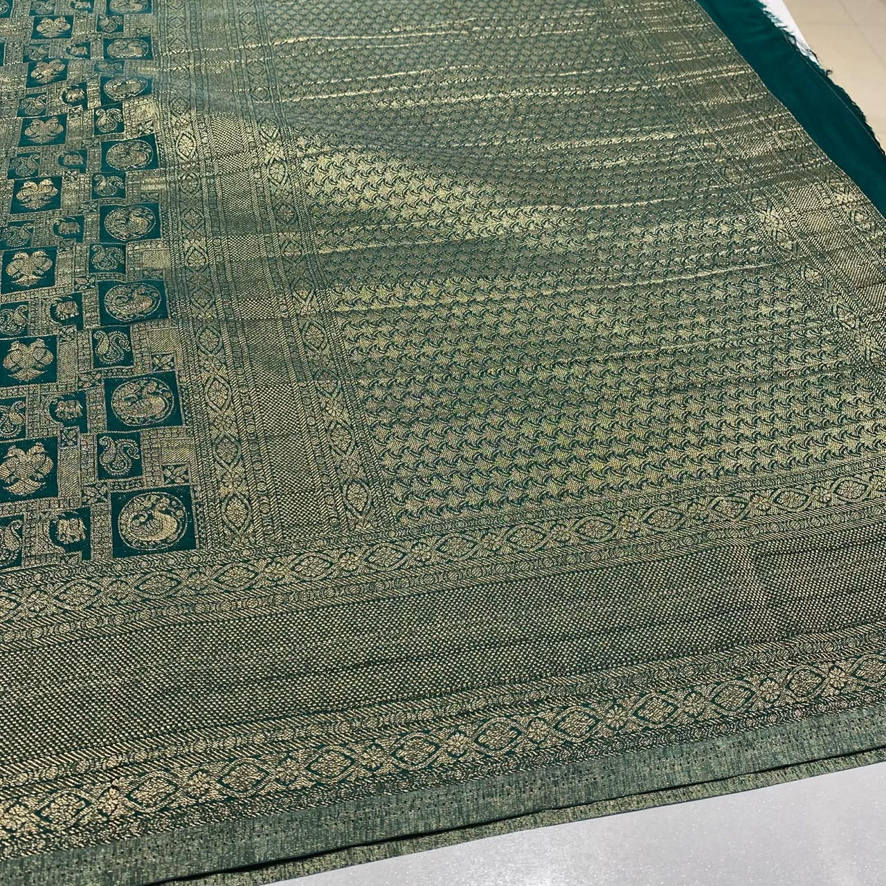 Brocade Mysore Wrinkle Crepe Saree