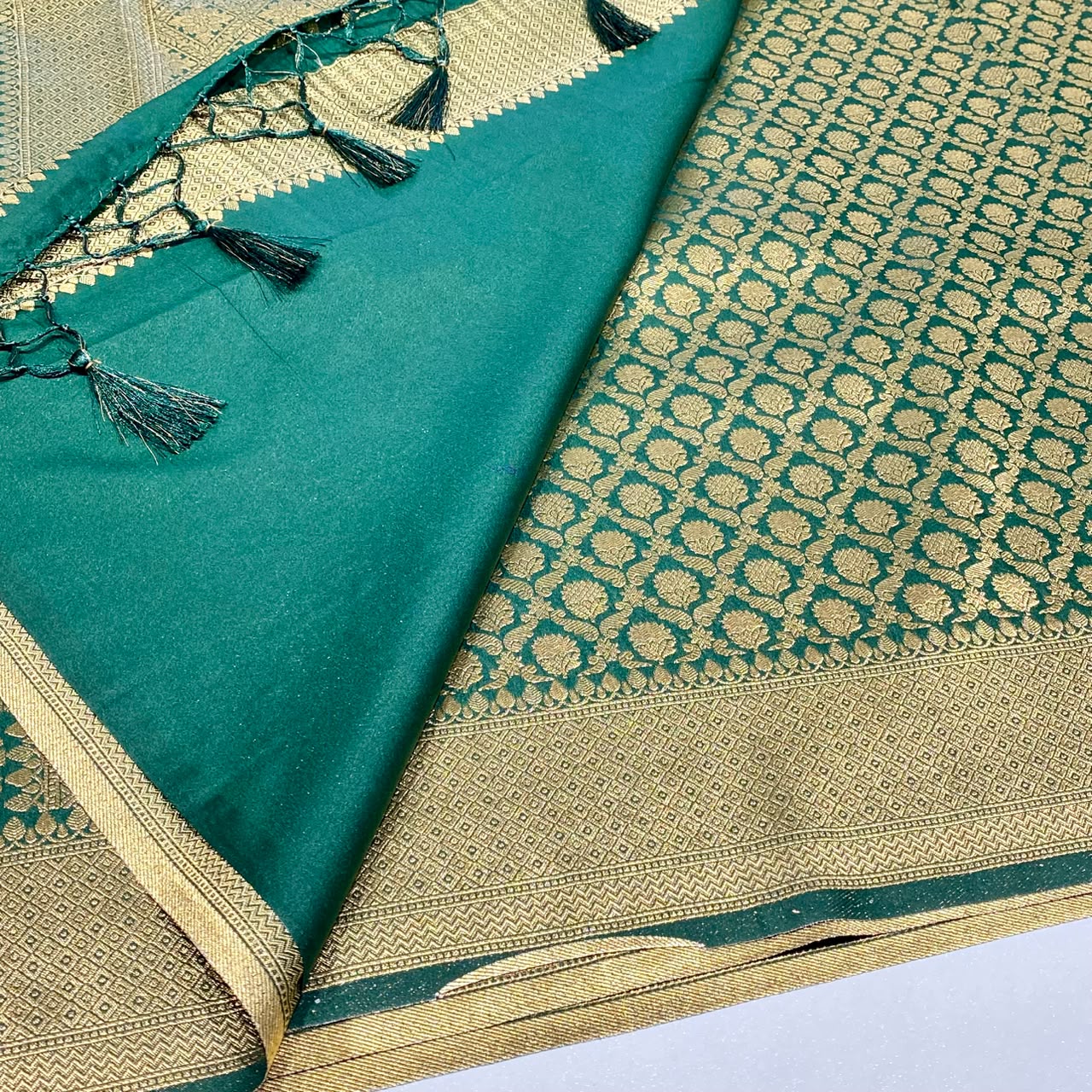 Soft Silk Semi Katan Banaras Saree