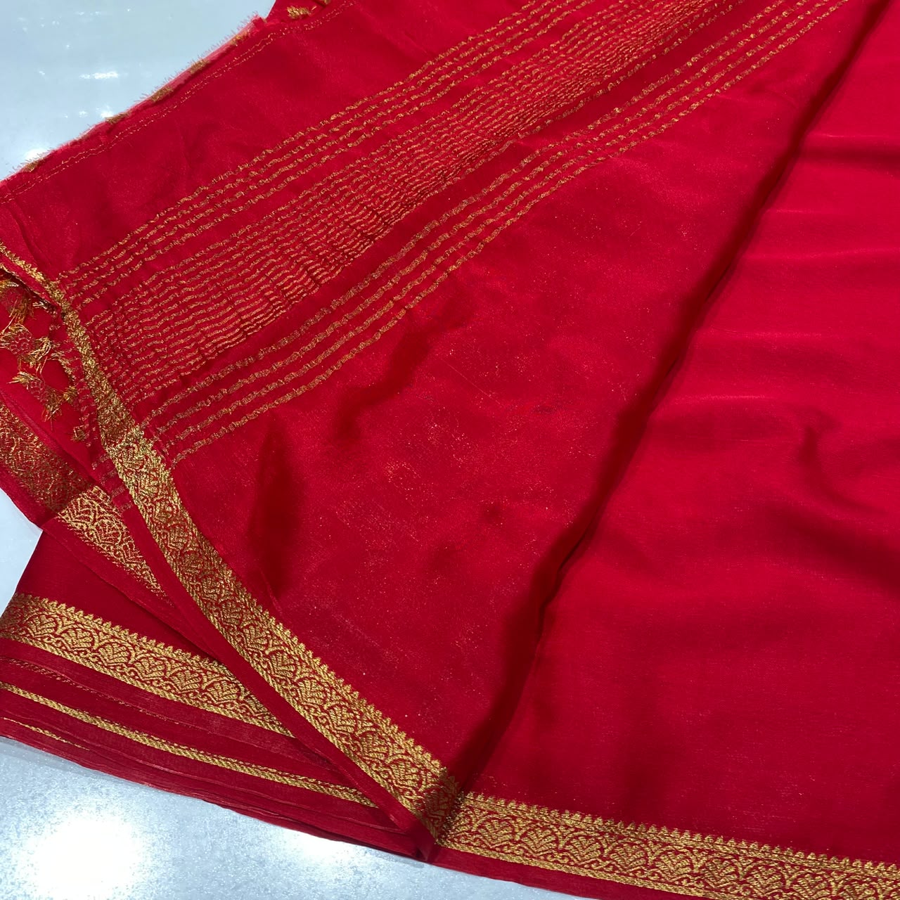 Wrinkle Crepe Saree