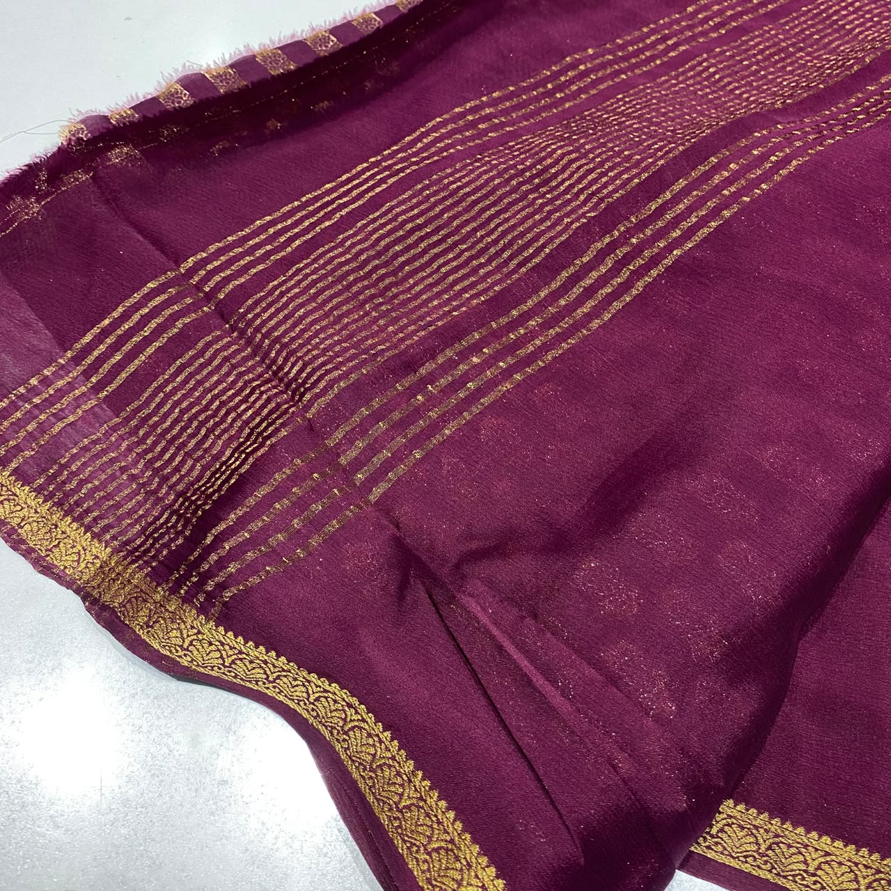 Wrinkle Crepe Saree