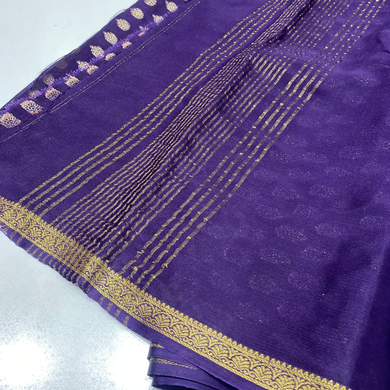 Wrinkle Crepe Saree
