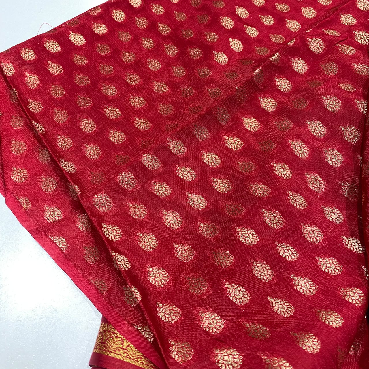 Wrinkle Crepe Saree
