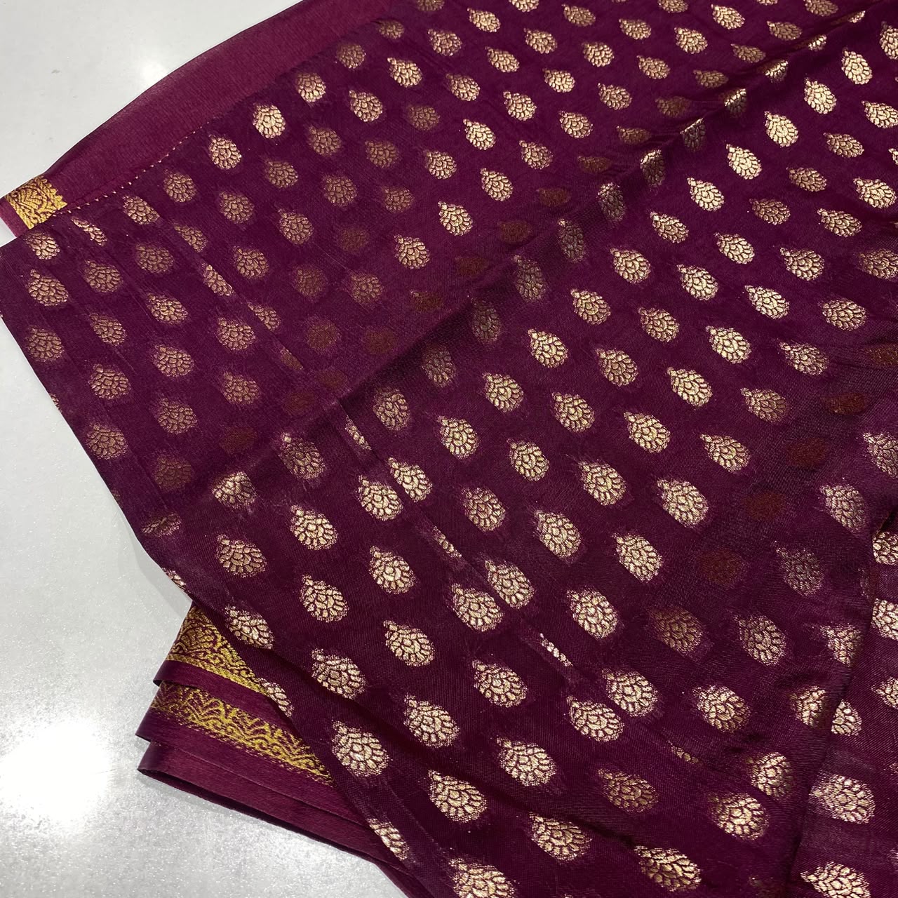 Wrinkle Chiffon Saree