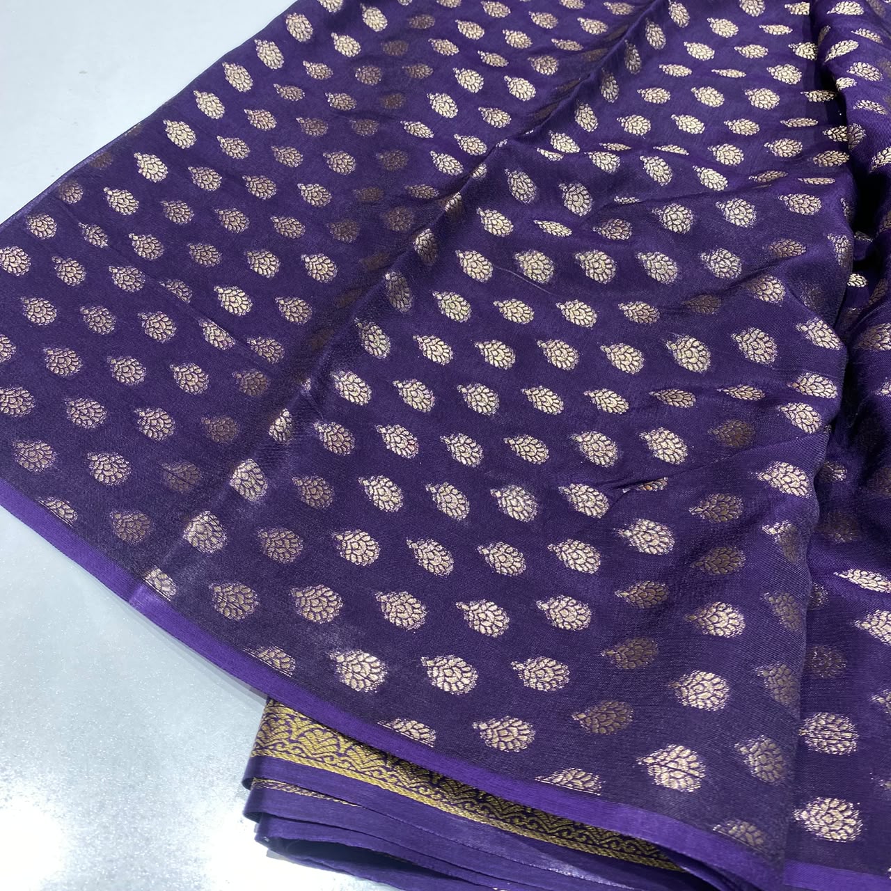 Wrinkle Chiffon Saree