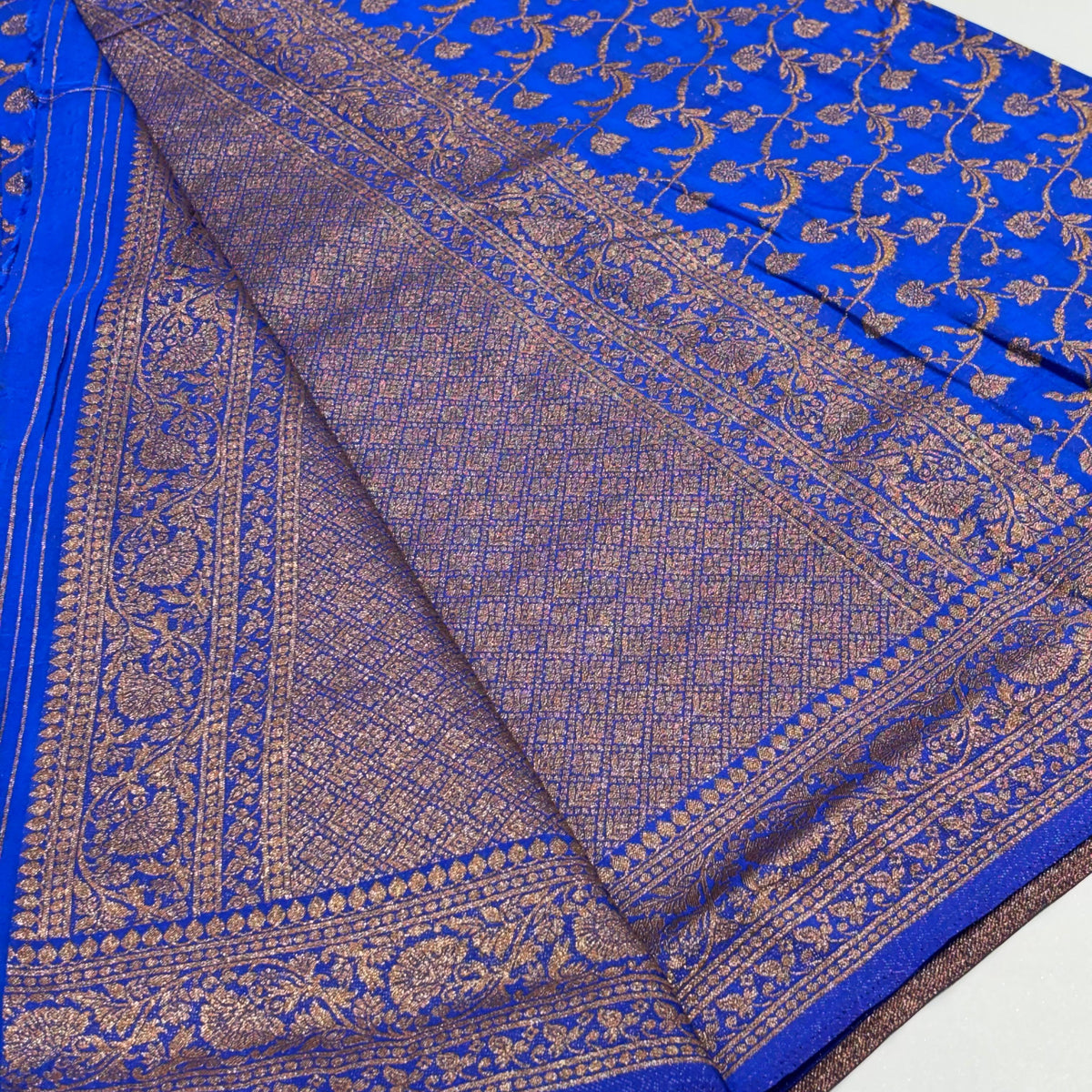 Semi Banarasi Georgette Saree