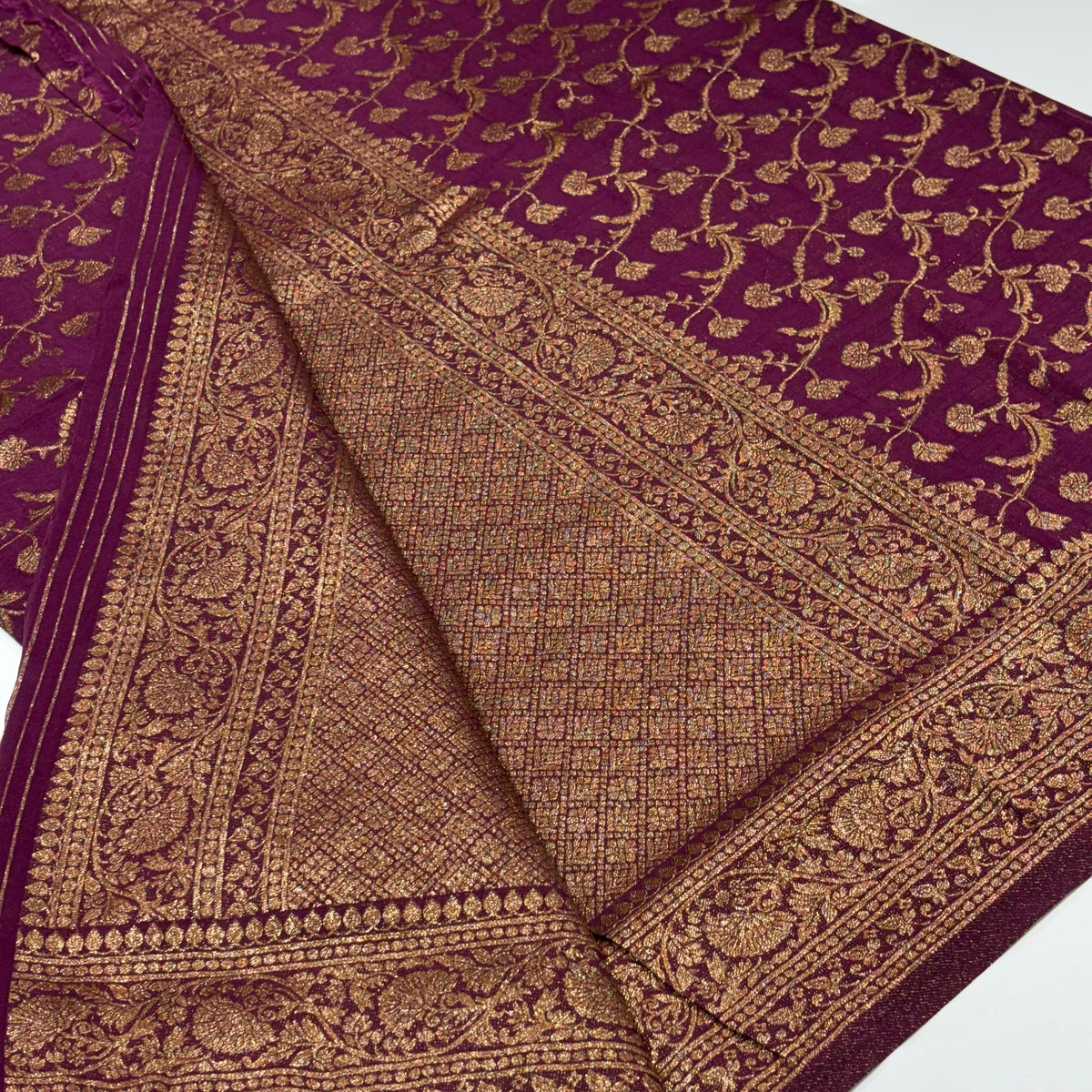 Semi Banarasi Georgette Saree