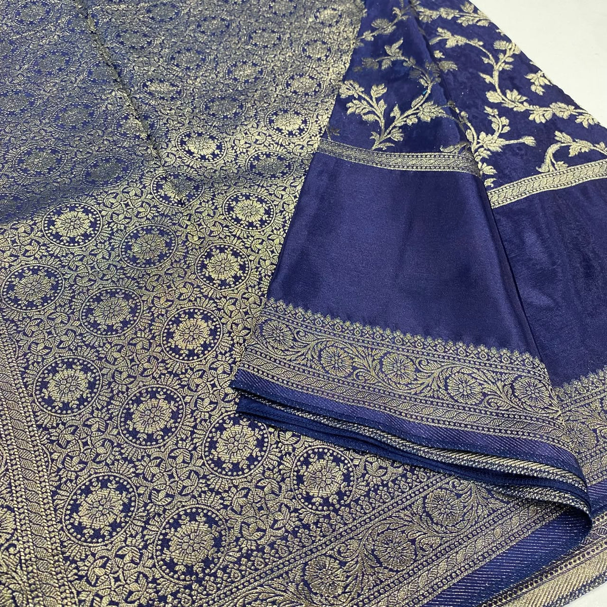 Banarasi Crepe Saree