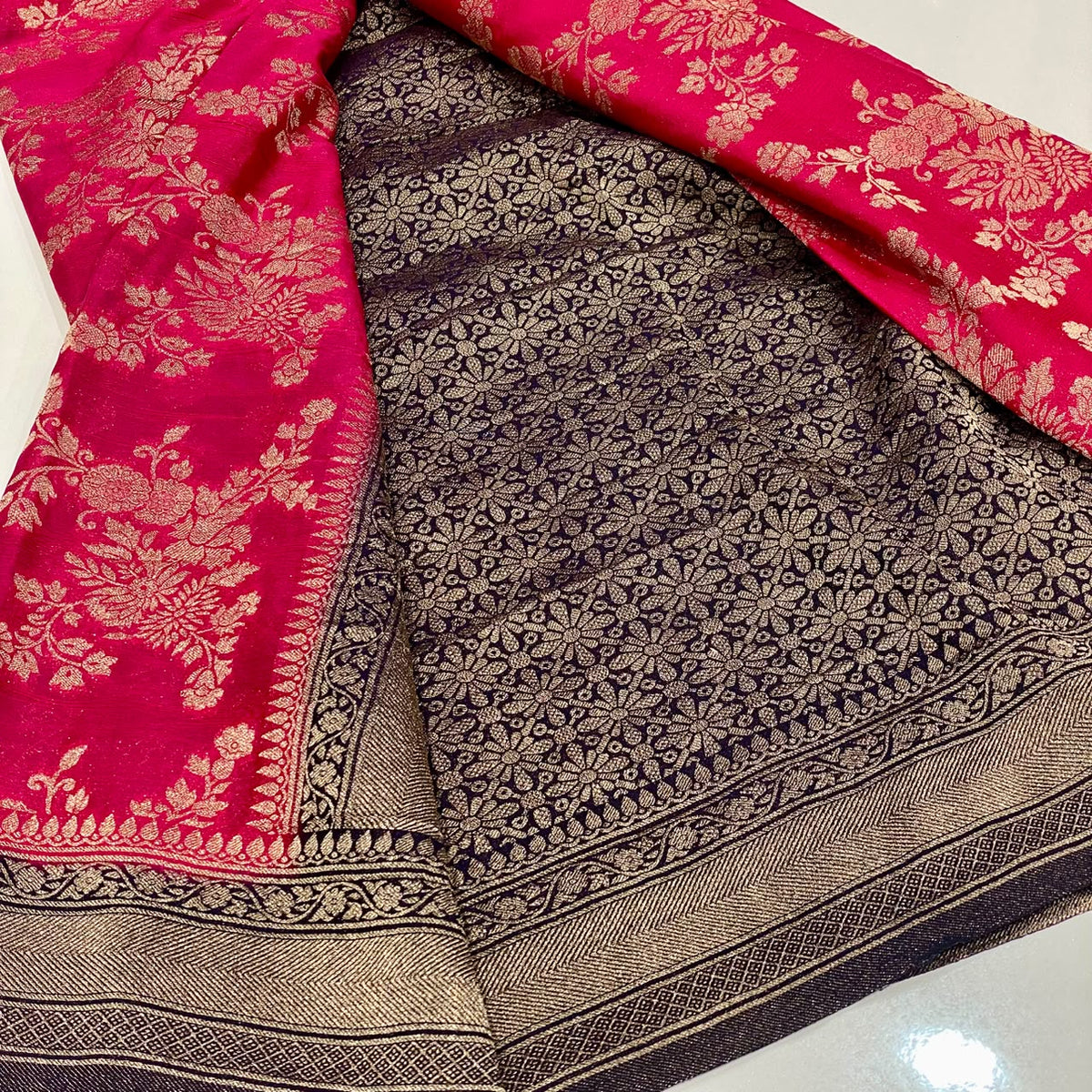 Banarasi Wrinkle Chiffon Saree