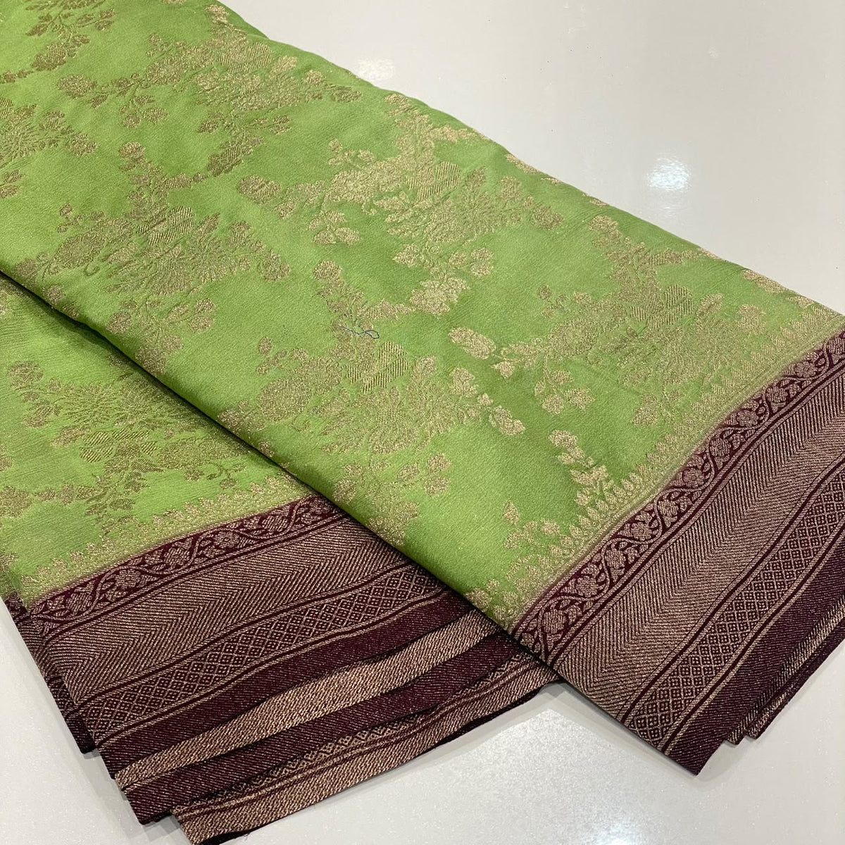Banarasi Wrinkle Chiffon Saree