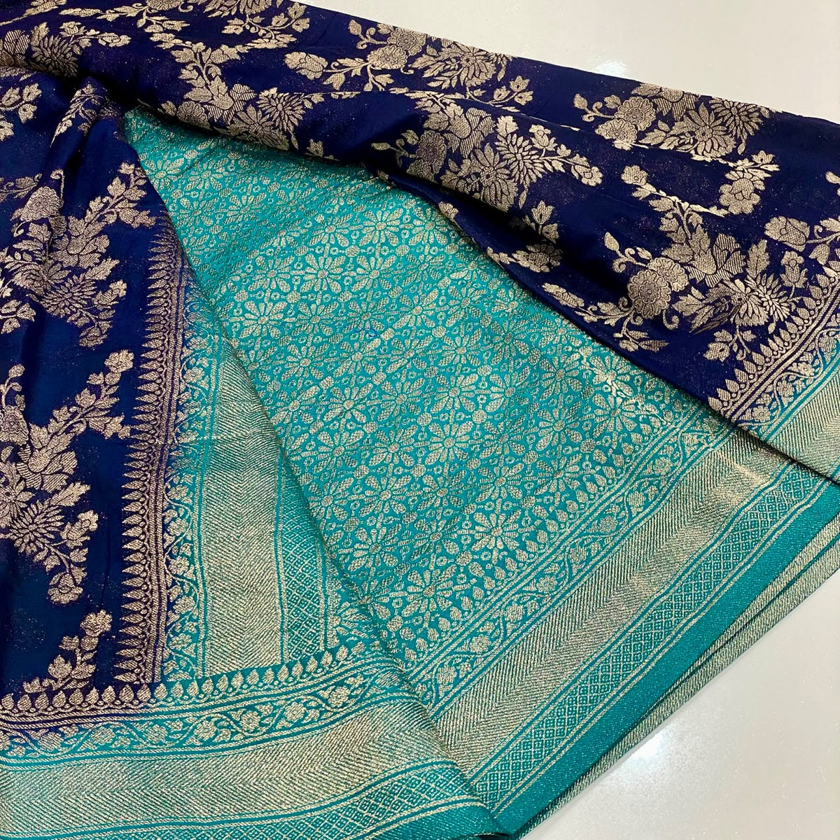 Banarasi Wrinkle Chiffon Saree