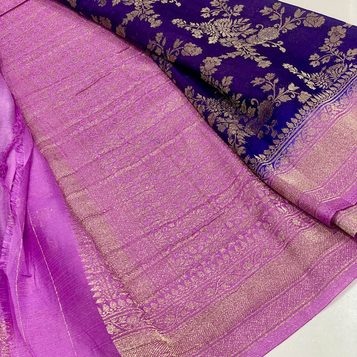 Banarasi Wrinkle Chiffon Saree
