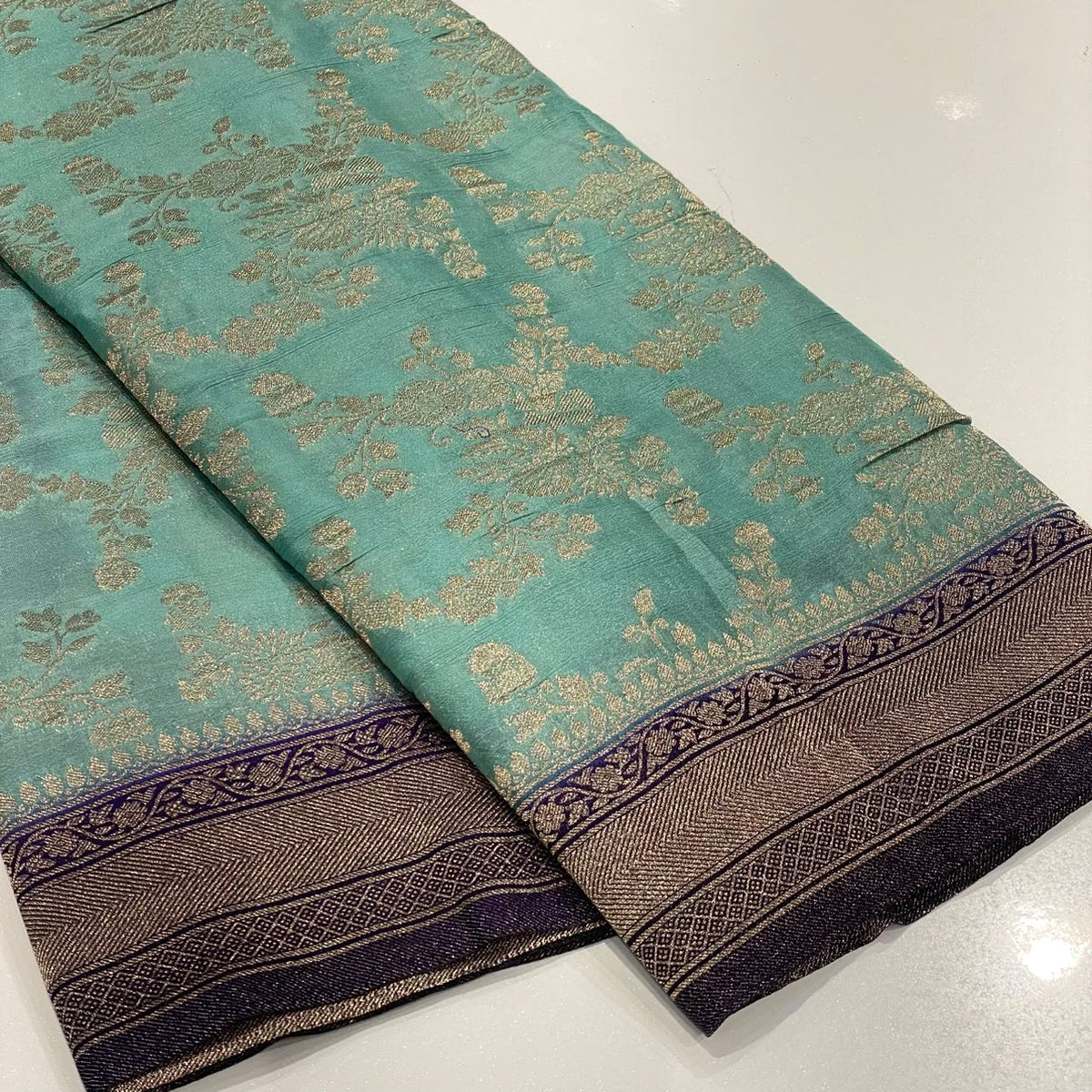 Banarasi Wrinkle Chiffon Saree