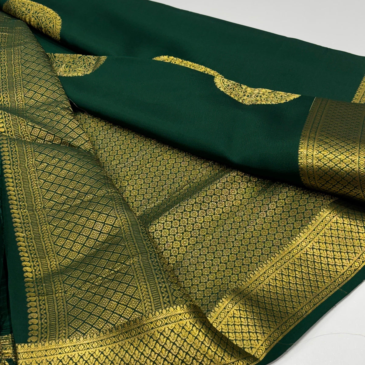 Pure Mysore Crepe Silk Saree | 120 Grams | Mandala Butta