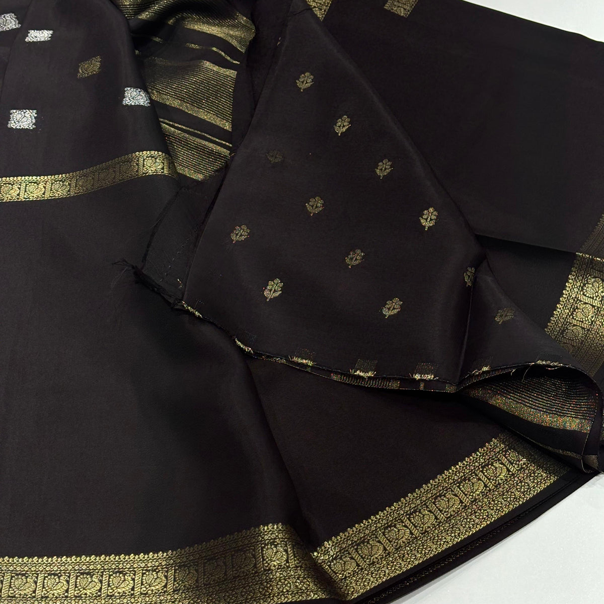 Semi Mysore Crepe Saree