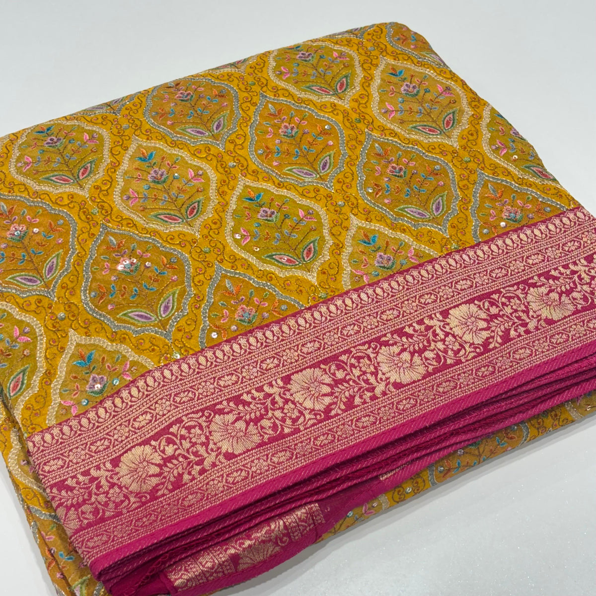 Kashmir Work Saree